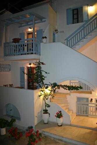 Sigma Studios On The Beach Naxos City Екстериор снимка
